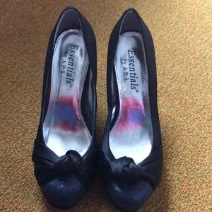 Essentials by ABS Blue Black Glitter Pumps Heels